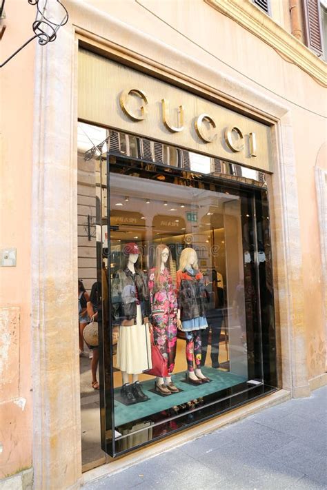 how cheap are the gucci outlet stores